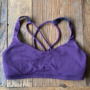 Lululemon Free to Be bra size 4